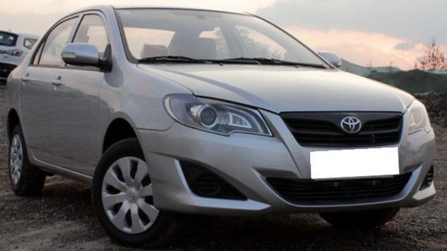 2017 Auto 5 van Jaarcorolla Toyota de Aandrijvingswijze van Zetelsmini used cars gasoline fuel LHD