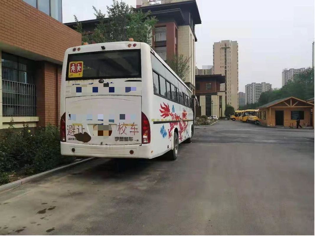 53 de zetels gebruikten van de de Bus Nieuwe Voorraad Gebruikte Bus van Yutong ZK6116D het Jaardieselmotor van Bus 2013
