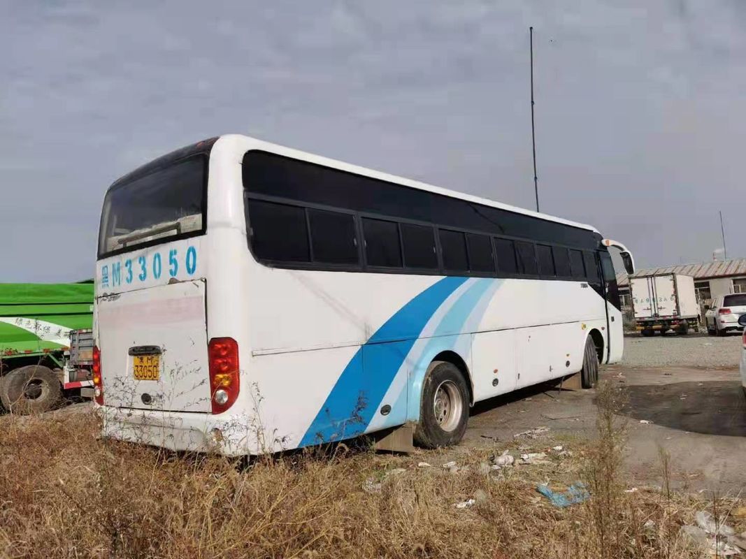 49 Zetels gebruikten de Gebruikte Bus Bus van Yutong ZK6102D Bus de Dieselmotoren van 2011 Jaarfront engine steering LHD