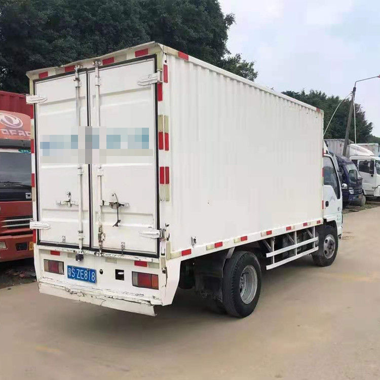 Tweede Hand 4.2m Van Used Light Duty 4x2 Isuzu 10 Ton Diesel Cargo Truck