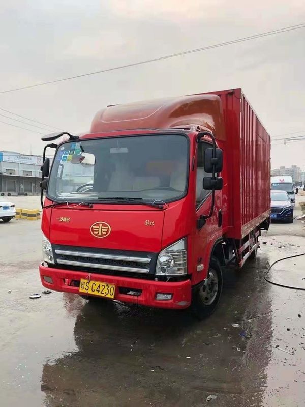 Gebruikt de Hand 2018 Jaar van FAW Van Cargo Truck 140HP 5.2M Big Capacity 4x2 Tweede
