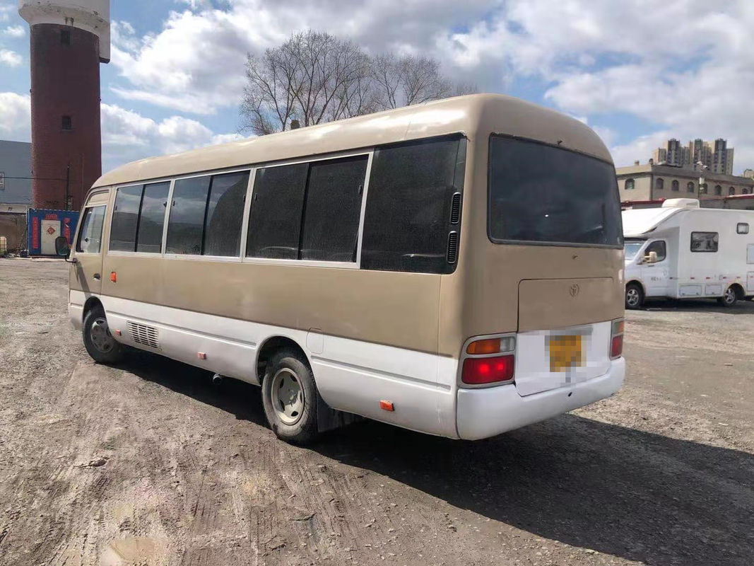 2010 Jaar 23 verliet de Zetels Gebruikte Onderlegger voor glazenbus, LHD Gebruikt Mini Bus Toyota Coaster Bus met Dieselmotor, Leiding