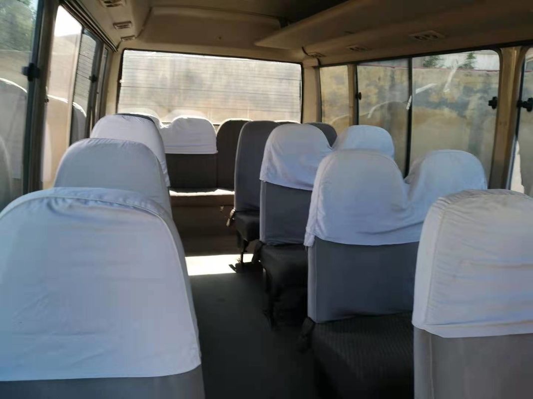 Lage Kilometer van de dieselmotor1hz 23-29seats gebruikte de Linkeraandrijving Onderlegger voor glazen van het de Bus Japanse Merk van de Passagiers de Bus Gebruikte Onderlegger voor glazen