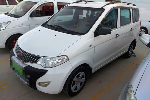 2014 Jaarwuling Gebruikte Auto 7 de Brandstoflhd Aandrijving van Zetelsmini bus used cars gasoline