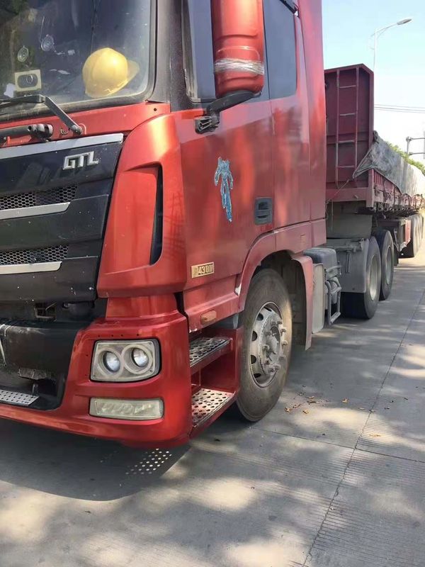 Gebruikte van de de Vrachtwagen430hp Aanhangwagen van China Foton AumanTractor Tractor 50 de Tweede Hand van het Ton6x4 Jaar 2015