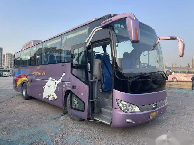 Gebruikte Yutong-van het Luchtkussenchassis van de Buszk6119 CNG WP.270 Motor Dubbele Deuren 47 Zetelsvertrager