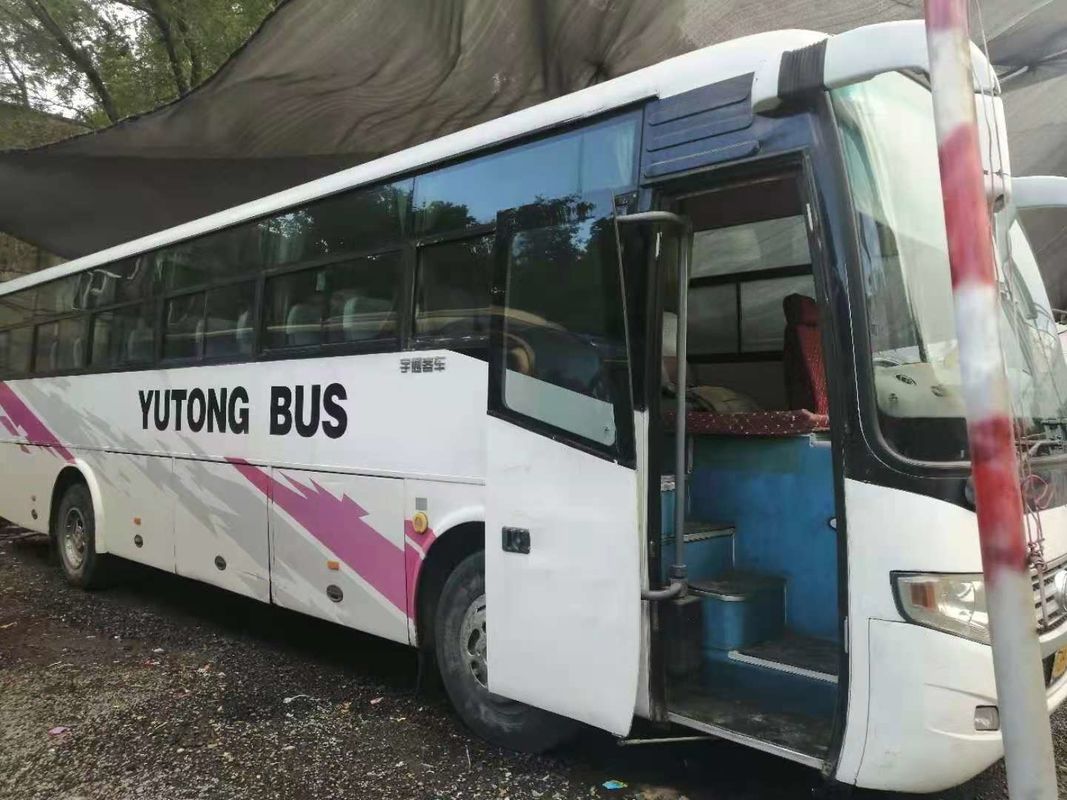 54 de Buszk6112d Diesel van zetels 2010 de Jaar Gebruikte Yutong Bestuurder Steering No Accident van Front Engine LHD