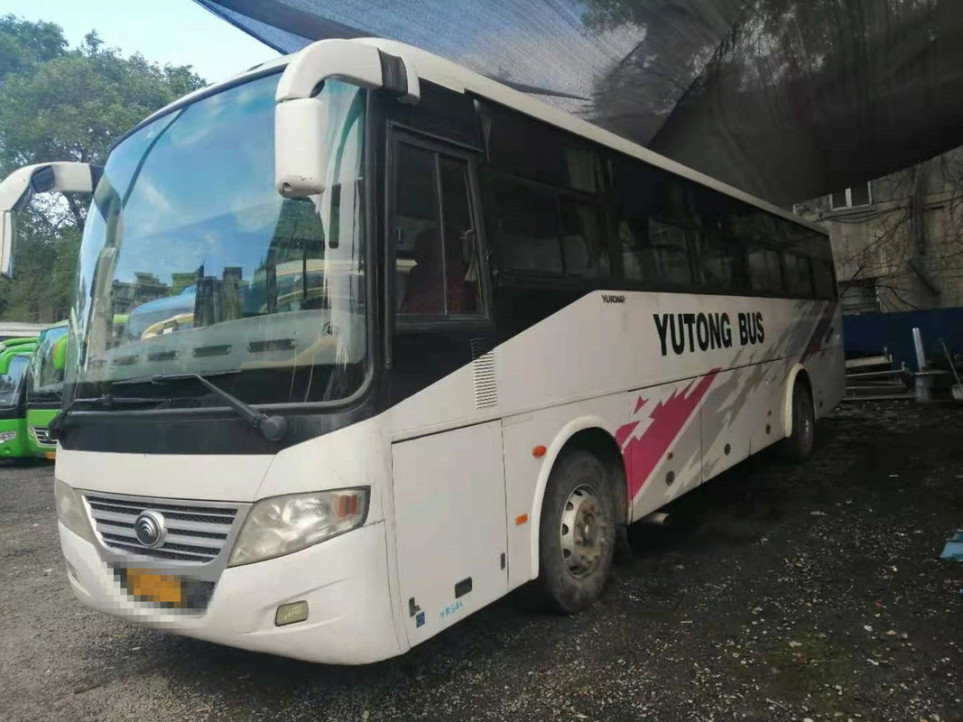 54 de Buszk6112d Diesel van zetels 2010 de Jaar Gebruikte Yutong Bestuurder Steering No Accident van Front Engine LHD