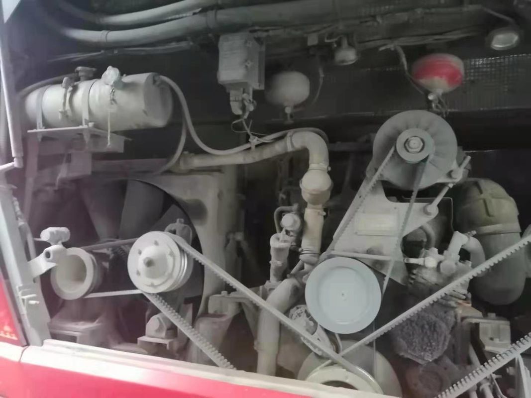 Gebruikte Yutong-Buszk6127 55 Zetels Verlaten Seerting-Luchtkussenchassis Achtermotor Euro III Gebruikte Reisbus voor Afrika