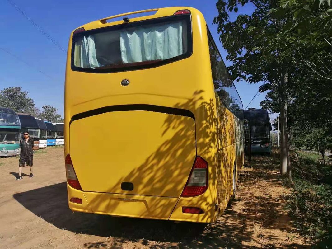 63 de zetels gebruikten in goede staat van de BusBus 2011 van Yutong ZK6127H de Bus Gebruikte van het Jaar Nieuwe Zetels Dieselmotor LHD