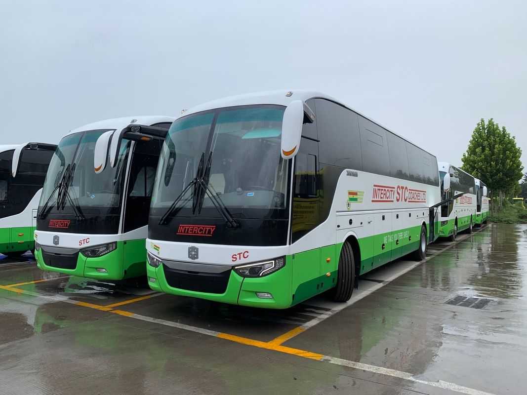 Gebruikte Zhongtong-Buslck6128 Nieuwe Bus 56 Zetels verdubbelt Achtermotor van het Deuren de Grote Compartiment