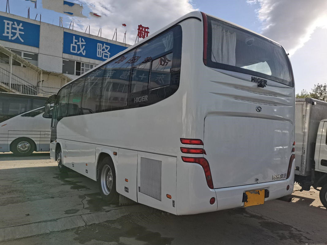 Gebruikte Hogere Bus KLQ6856 37 van de Chassis de Achteryuchai van het Zetelsstaal van de de Motor Linkeraandrijving Goede Voorwaarde met AC
