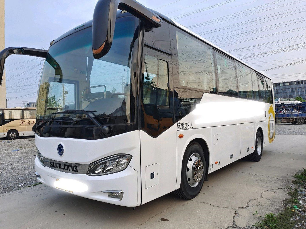 38Seats nieuwe van het het Merkslk6903 Luchtkussen van Sunlong van de Reisbus Chassis 2020 van de Busbus low kilometer Yuchai van Euro6 de Nieuwe Achtermotor