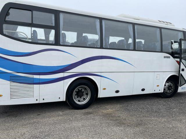 De gebruikte Kinglong-het Staalchassis van Busxmq6859 37 Zetels kiezen Bus van de de Motor Euro III Gebruikte Reis van Deuryuchia de Achter uit