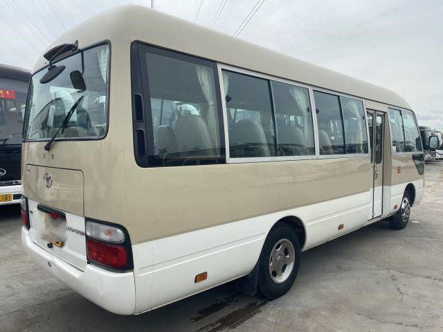 Toyota Gebruikte Onderlegger voor glazenbus voor de Motor 108KW 23 van Afrika Gaosilne 2TR Zetels Linkeraandrijving