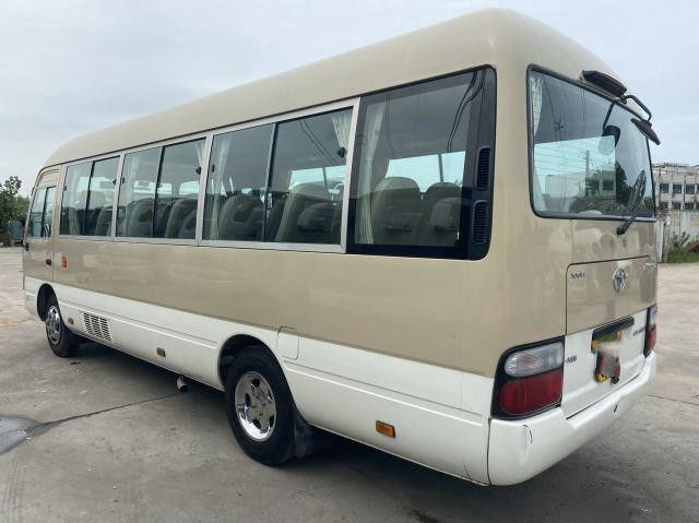 Toyota Gebruikte Onderlegger voor glazenbus voor de Motor 108KW 23 van Afrika Gaosilne 2TR Zetels Linkeraandrijving