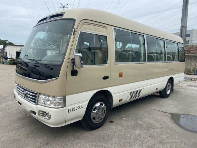 Toyota Gebruikte Onderlegger voor glazenbus voor de Motor 108KW 23 van Afrika Gaosilne 2TR Zetels Linkeraandrijving