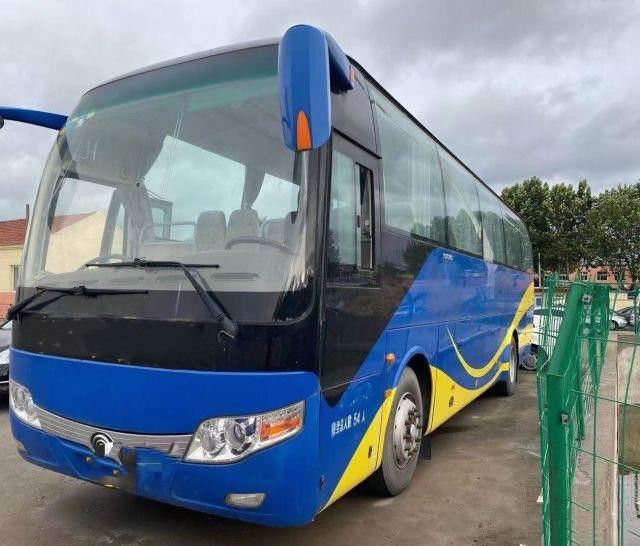 Van de de Tweede Handbus 54seats van het Yutongmerk de Deuren van Diesel de Dubbele Achterbus van de Passagiersyutong Motoryuchai Euro IV Gebruikte
