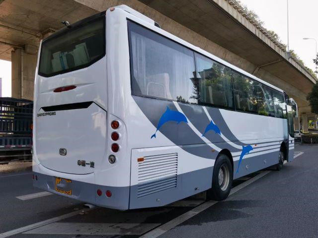 De de Gebruikte Fawbus & Bus AC6107 trainen Bus 46 de Lage Hoge Kilometer van de Zetelsca6 Motor 162kw - kwaliteit