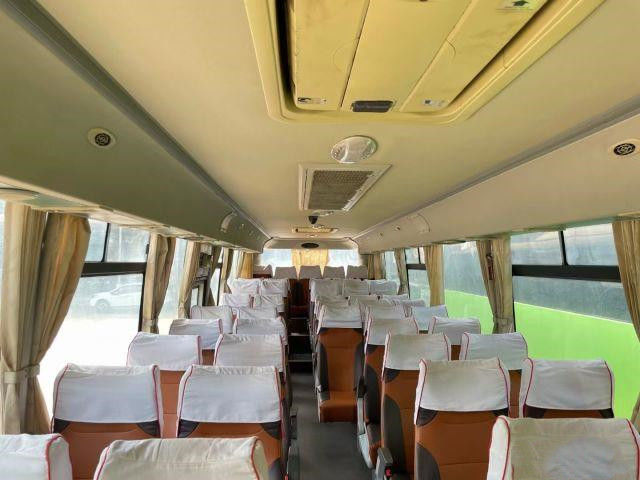 De gebruikte Kinglong-Busxmq6110 Achtermotor gebruikte Bus Bus Double Doors 50 Chassis van het Zetels Euro IV Luchtkussen