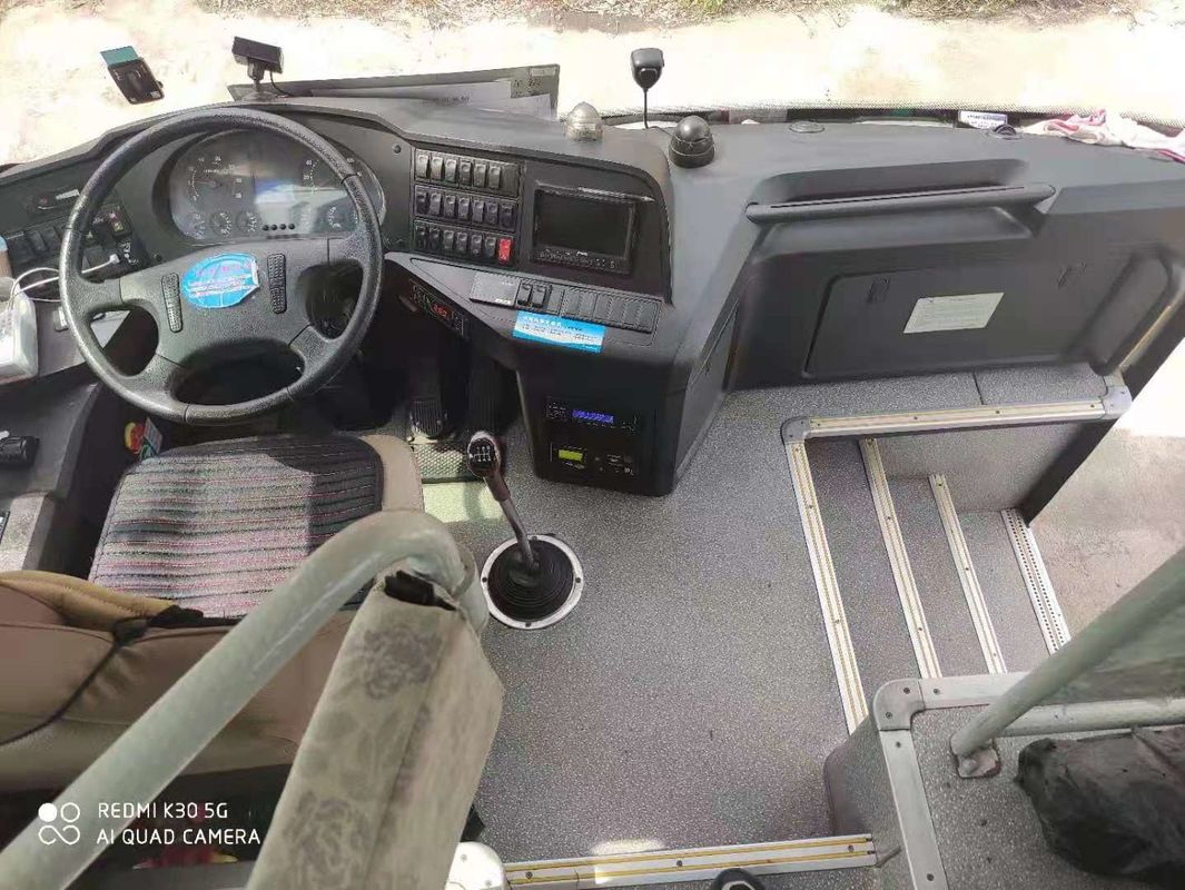 Gebruikte Yutong-Bus 41 van de Buszk6107 Gebruikte Passagier Zetels verdubbelt Gebruikte Deuren de Lage Kilometer van Busbus steel chiassis