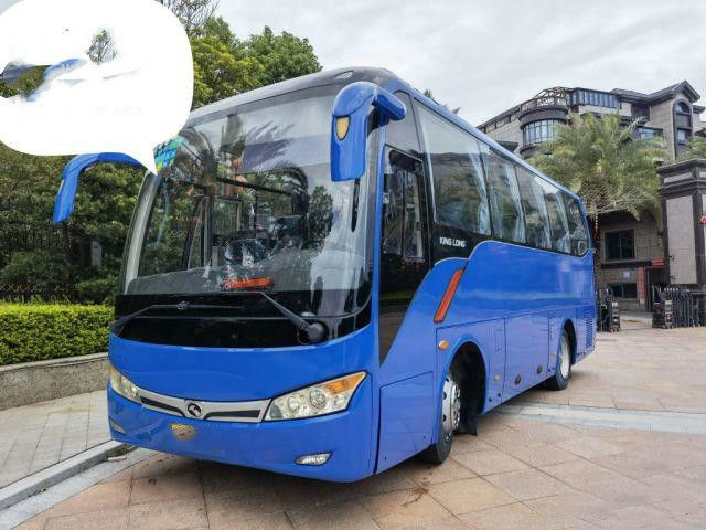 Het gebruikte Modelxmq6859 Merk Kinglong 35 Zetels Lage Kilometer Euro III Gebruikt Mini Coach van de Reisbus