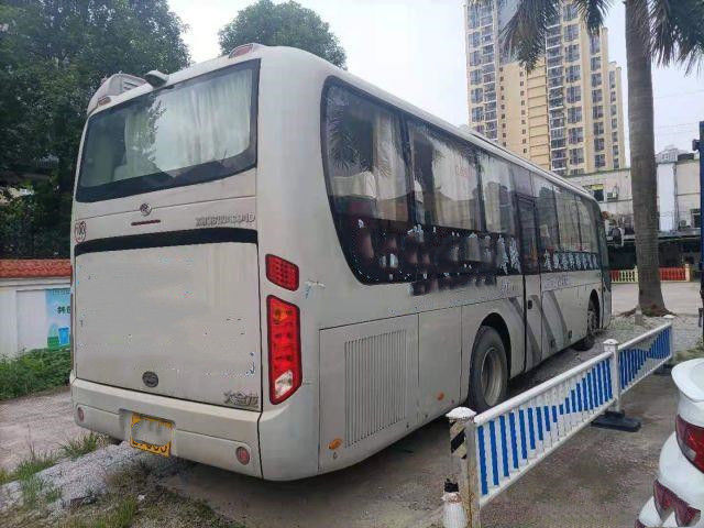 Gebruikt Merk 55 van BusBus XMQ6110 Kinglong de Motor Dubbele Deuren van Zetelsyuchai