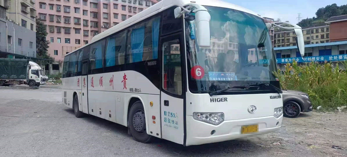 De huidige Nieuwe Aankomst gebruikte Hogere KLQ6129TA-Bus Bus 53 Zetelsdieselmotor Gebruikte Bus met Yuchai-Motor