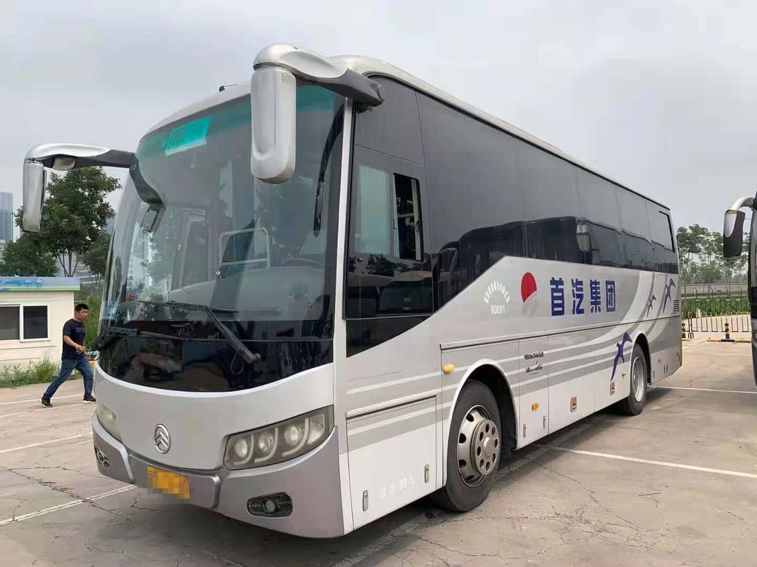 39 Zetels gebruikten de Gebruikte Bus Bus van Yutong XML6897 Bus 2012 Jaar Leidingslhd Dieselmotoren