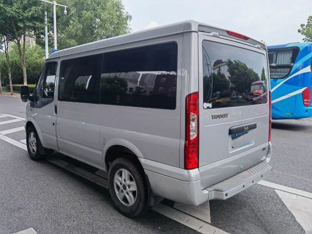 Van de het Merk het Commerciële Passagier van China Voertuig Elektrisch Gebruikt Mini Bus Diesel Engine Van 7-Seater Lhd New Energy