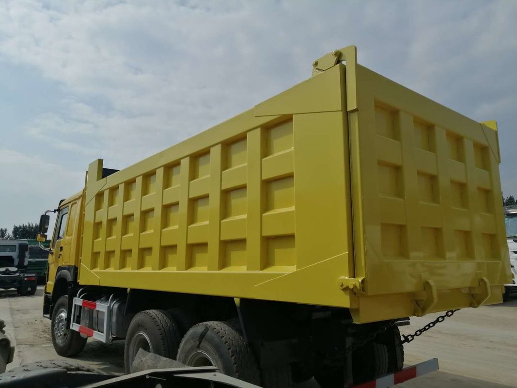 Gebruikte de Stortplaatsvrachtwagen 6x4 Tipper Trucks Sale van de Stortplaatsvrachtwagen SINOTRUK HOWO in Ghana voor Vrachtwagen van de Verkoop de Goedkope Gebruikte Stortplaats