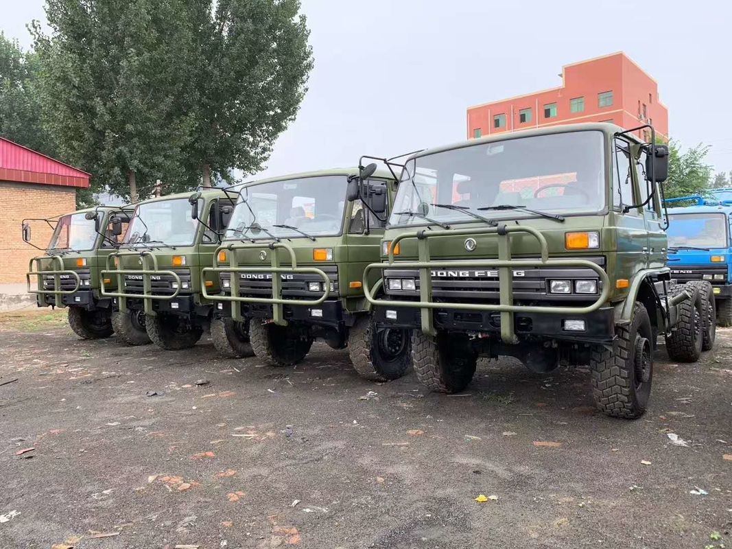 4x4 Off Road-van de de Woestijnvrachtwagen van Dongfeng 6x6 van Vrachtwagenchassis van de de Kampeerautovrachtwagen Militaire het Voertuigchassis