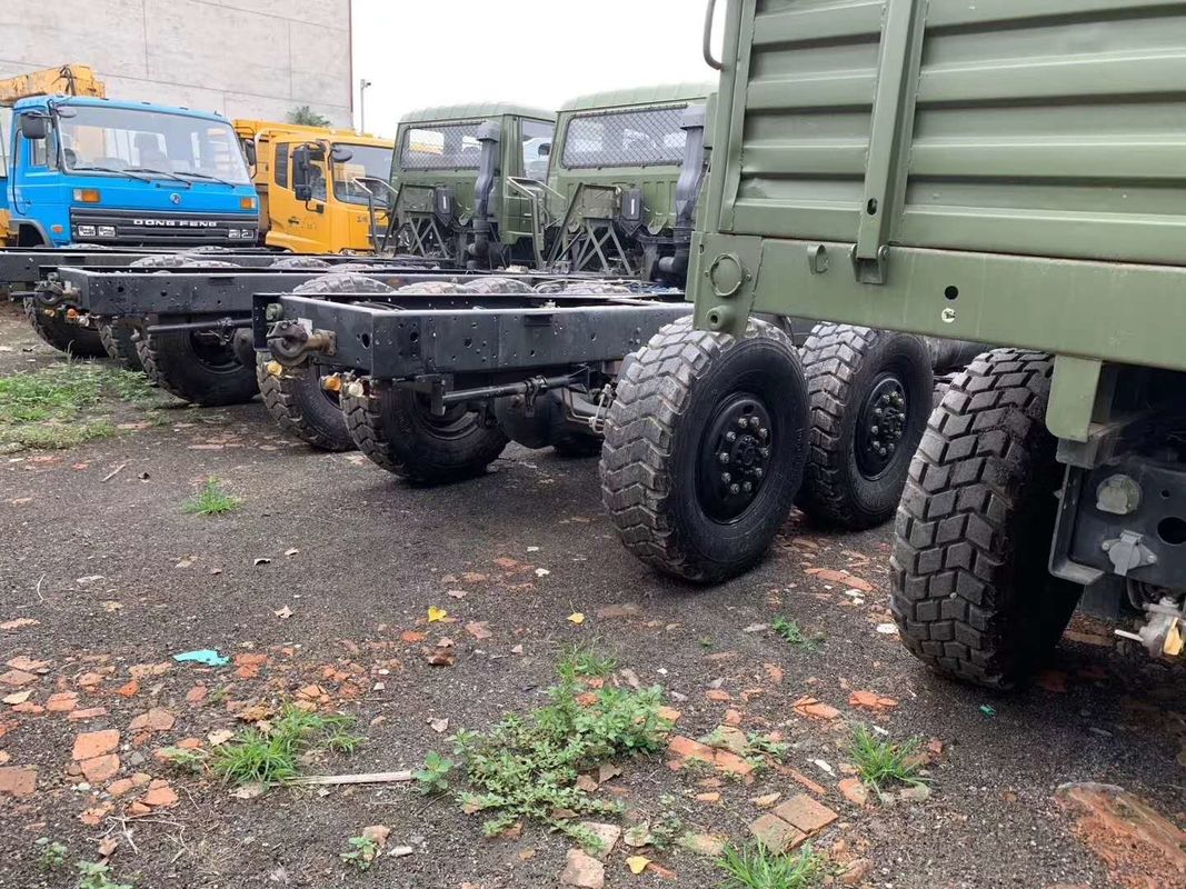 4x4 Off Road-van de de Woestijnvrachtwagen van Dongfeng 6x6 van Vrachtwagenchassis van de de Kampeerautovrachtwagen Militaire het Voertuigchassis