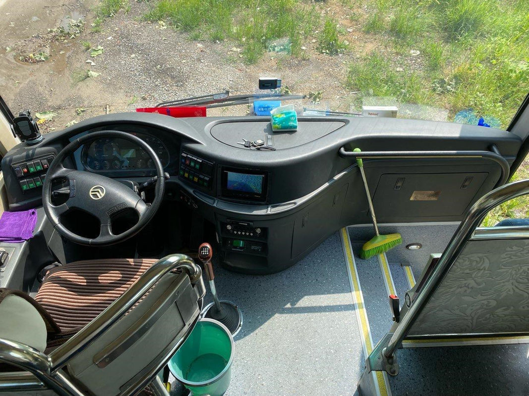 De gebruikte Gouden de Versnellingsbak van Diesel van Dragon Bus 45seats Hand Achterbus van de de Luxetoerist Motorlhd