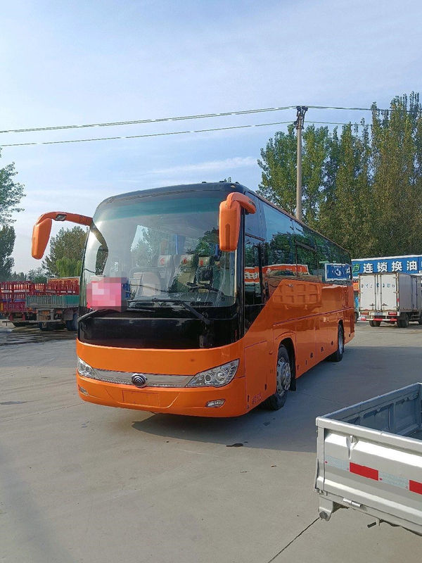 2016 Jaar 53 verdubbelen de Zetels Bussen van Deuren de Zk6119 Gebruikte Yutong met Airconditioner Geen Ongeval