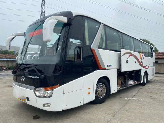 Gebruikte Kinglong-Bus 53 Zetels verdubbelt Deuren Gebruikte Bus Bus XMQ6129 Verlaten Leiding