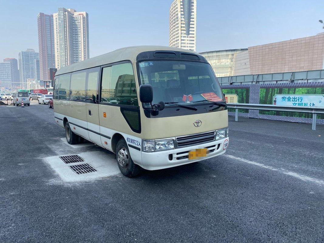 22 van de de Onderlegger voor glazenbus 2TR van Toyota van het zetels 2012 Jaar Linkerleiding Gebruikte de Benzinemotor
