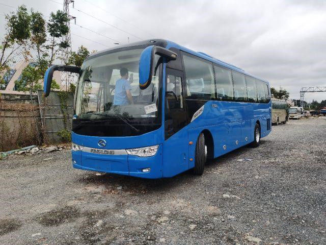 Kinglong Gebruikte Busxmq6110 Hiace Bus Toyota 48 Zetels voor de Dubbele Deuren van de Verkoopprijs