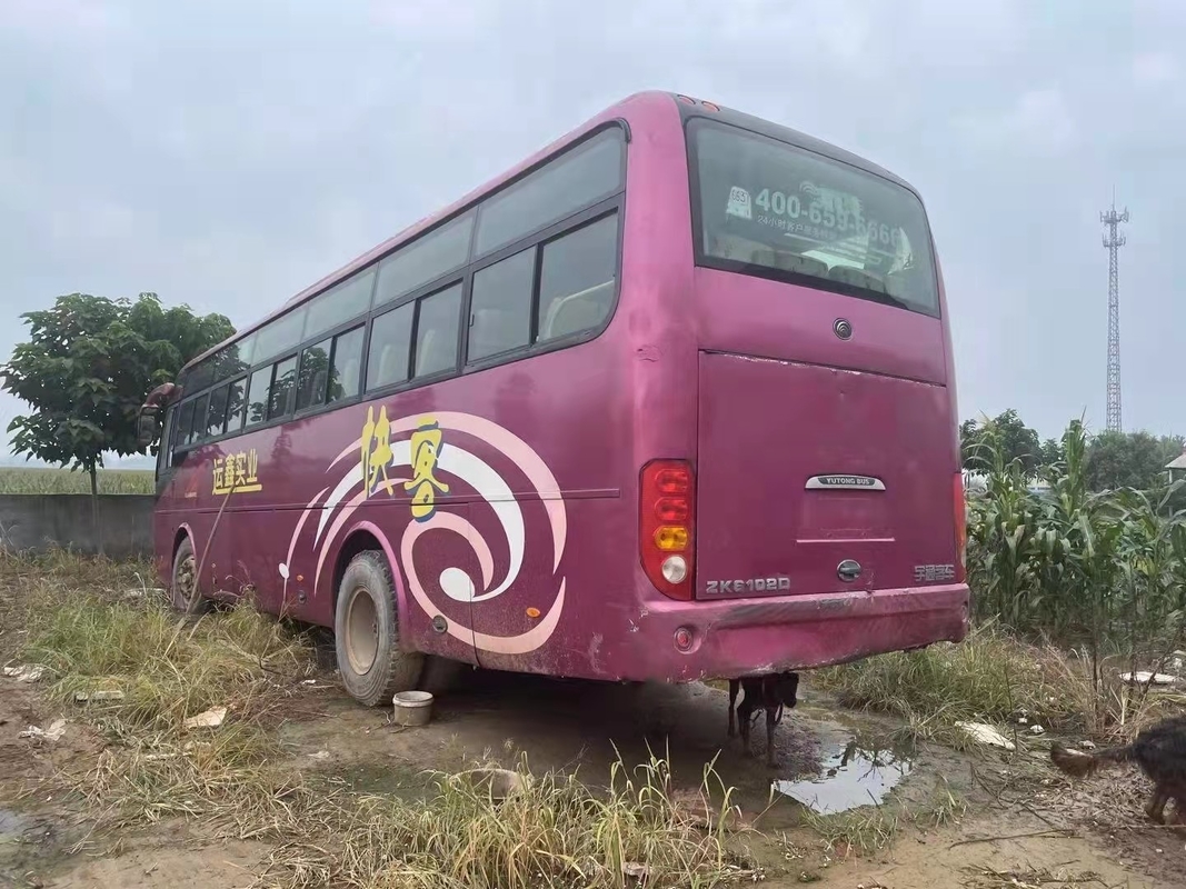2009 Jaar 47 de Zetels Gebruikte Dieselmotoren van de BusBus Front Engine Steering LHD van Yutong ZK6102D Bus Gebruikte