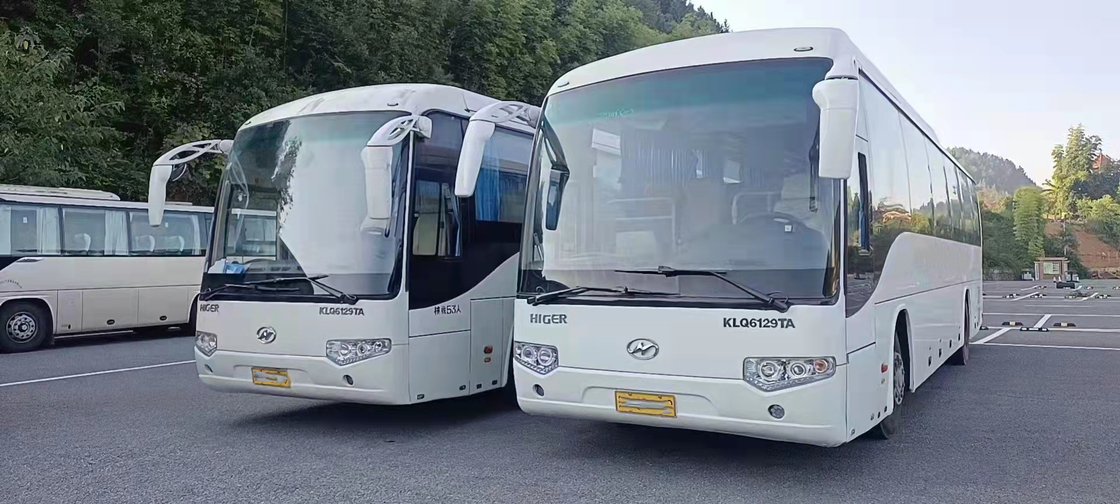 Hogere Bus in de Lange Gebruikte Bus Buses 65 Zetels RHD Front Engine 2+3 van Tanzania KLQ6129 Yutong de Onderlegger voor glazenbus van Lay-outtoyota