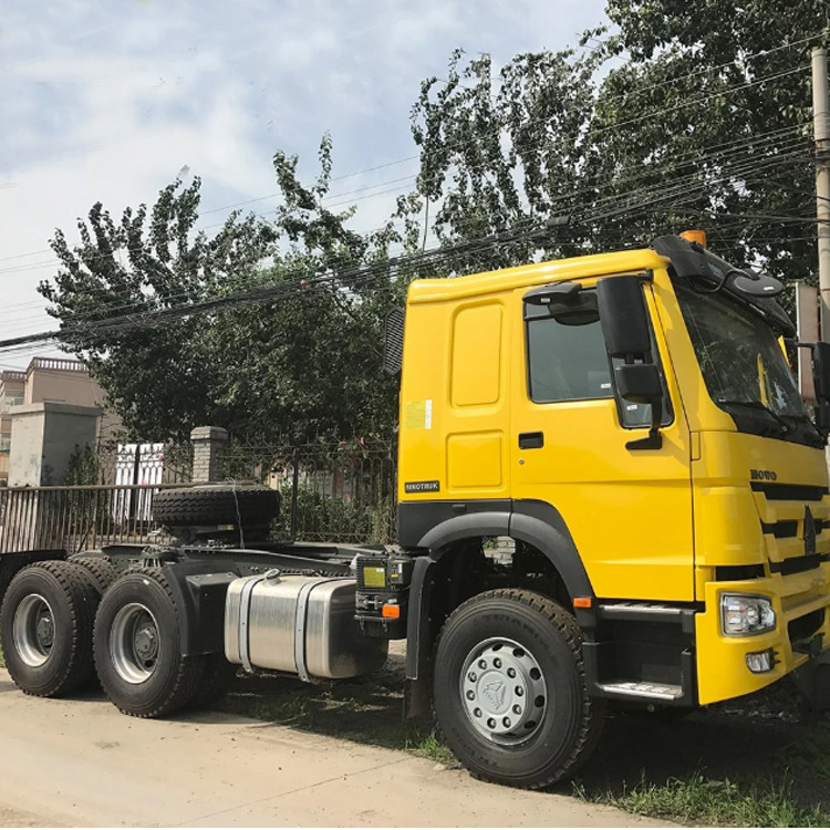 Sinotruk Gebruikte van de de Tractorvrachtwagen van de Tractor Hoofdaanhangwagen de Tractor Hoofdprijs van Howo 6*4