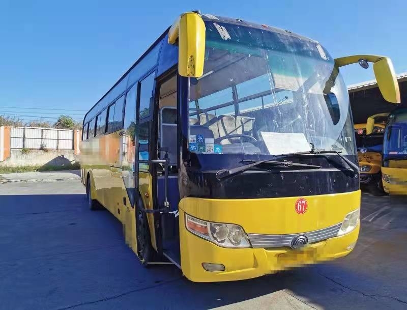 60 Achter de Motoryutong Gebruikte Bus Company Commuter Bus van de Zetels 2013 Jaar Gebruikte Bus Zk6110