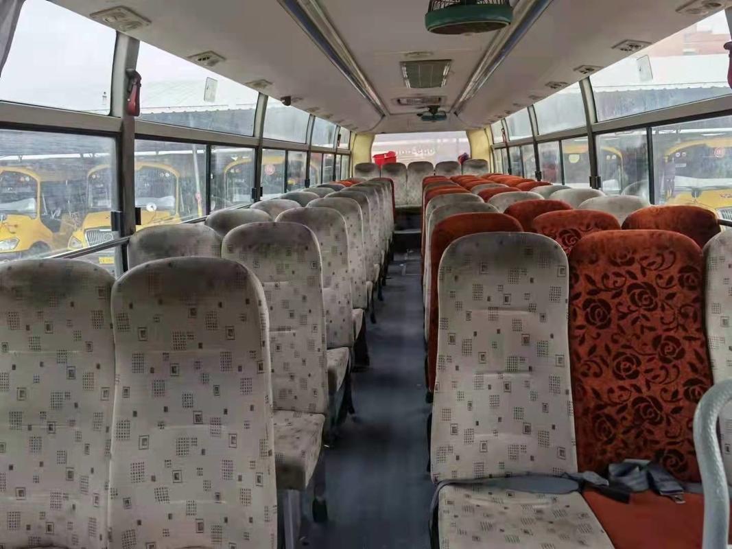 60 Achter de Motoryutong Gebruikte Bus Company Commuter Bus van de Zetels 2013 Jaar Gebruikte Bus Zk6110