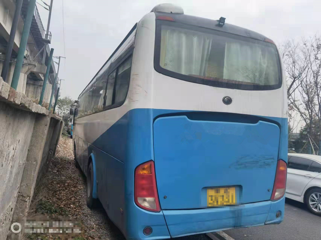 51 de zetels gebruikten de Gebruikte Bus Bus van Yutong ZK6110 Bus 2010 Dieselmotoren van de Jaarleiding RHD