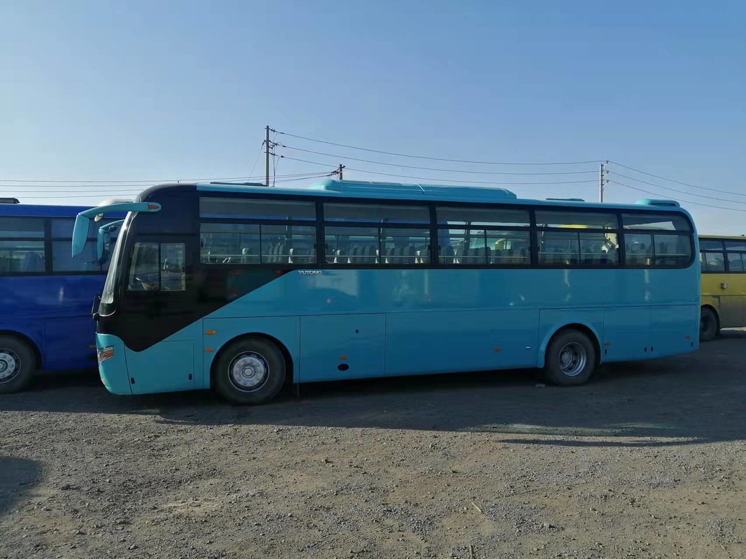 60 de Dieselmotoryutong Gebruikte Bus Bus For Commuter van de Zetels 2015 Jaar Gebruikte Bus Zk6110