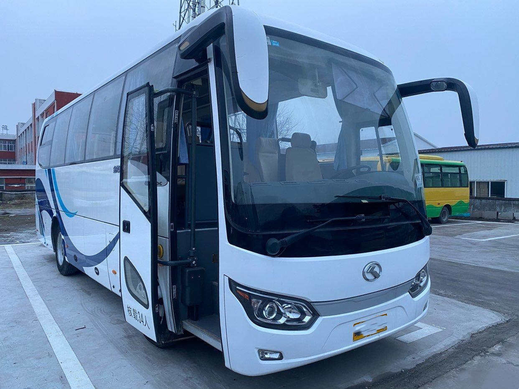 Bus over lange afstand Bus van Bus de XMQ6829 Gebruikte Kinglong 34 Zetels Gebruikte Bussen voor Verkoop in de V.A.E