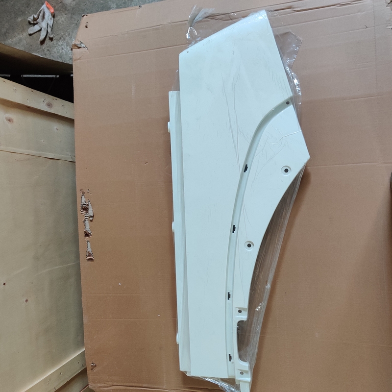 Pas aan de Chinees Achter Decoratieve Plaat van HOWO A7T7H, Bladplaat en Uiteinde van Achterfront wing plate aan.