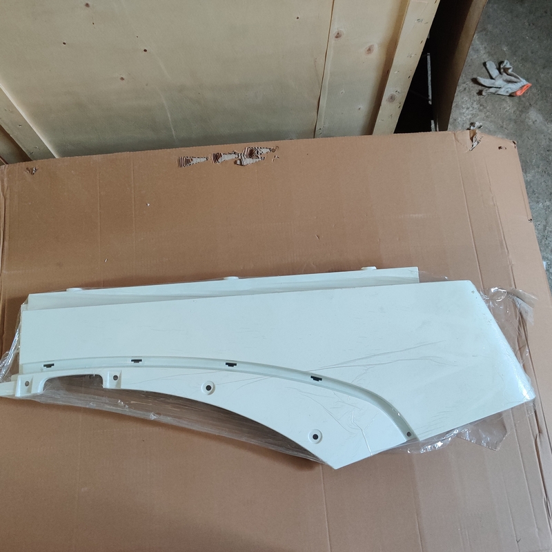 Pas aan de Chinees Achter Decoratieve Plaat van HOWO A7T7H, Bladplaat en Uiteinde van Achterfront wing plate aan.