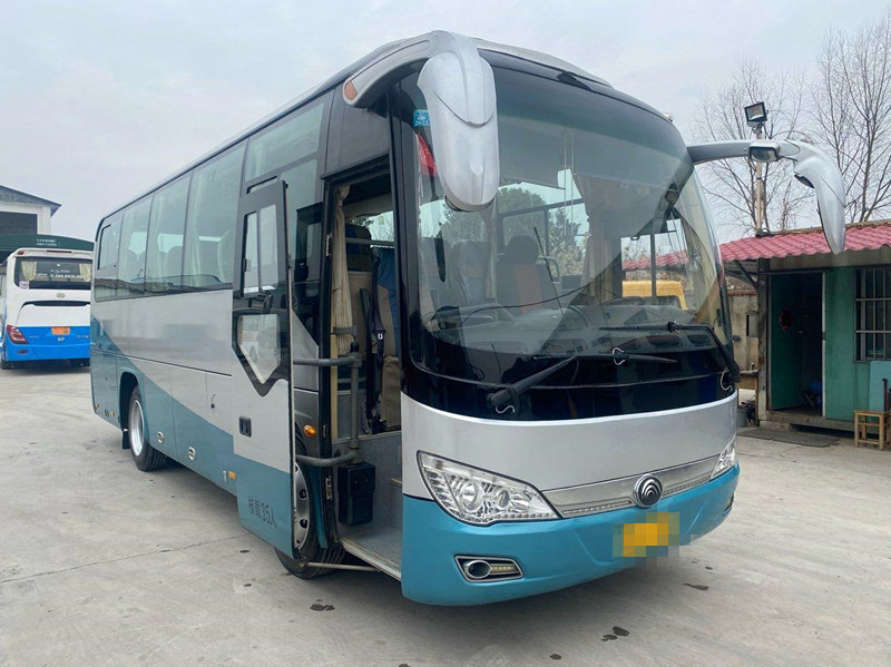 35 van de Buscompany commuter bus van de Zetels 2015 de Jaar Gebruikte Bus Zk6816 Yutong Gebruikte Achtermotor