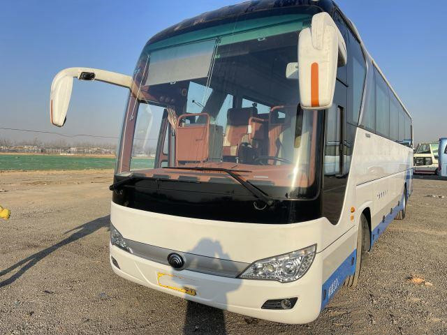2 as Gebruikte de Busluxe 33 van Passanger Yutong Dubbel de Deurenluchtkussen van de Zetelsmotor